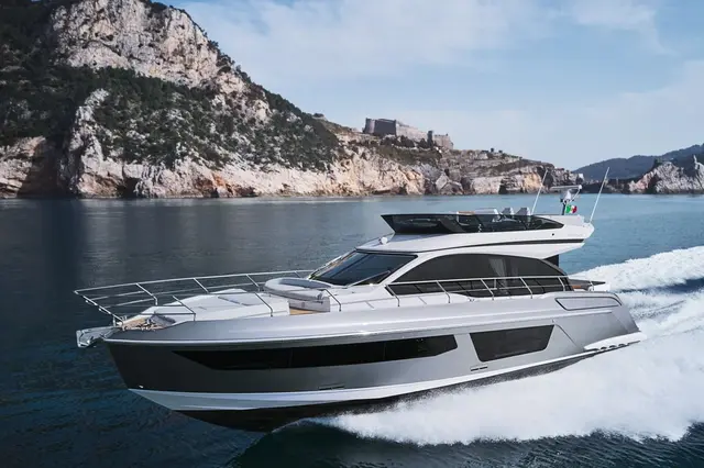 Azimut 53 — Barcelona Yacht Rental, Barcelona