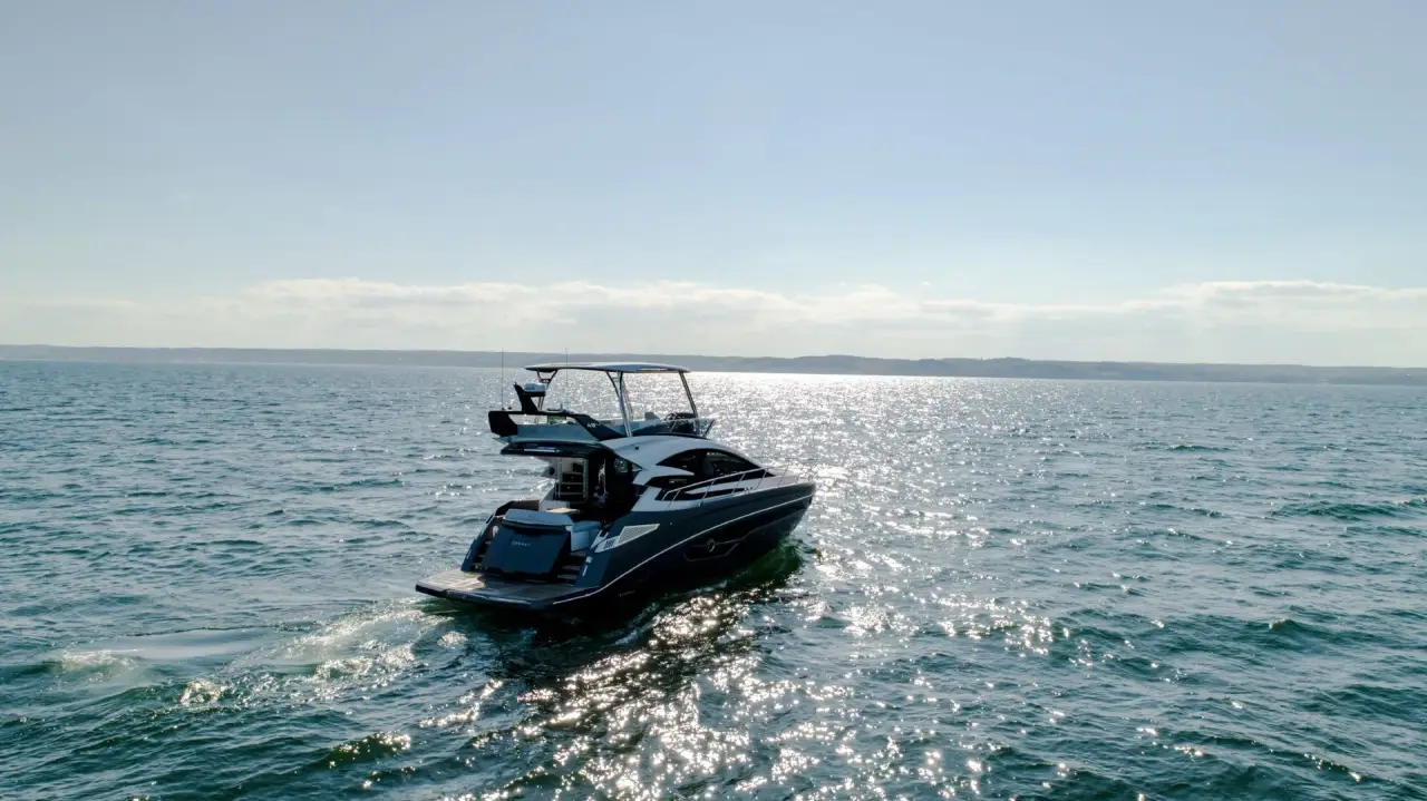 Cobrey 50 FLY, main deck — Barcelona Yacht Rental, Barcelona. Sitges swims and flybridge lunches, comfortably within reach