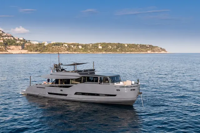 Extra 86 — Barcelona Yacht Rental, Barcelona