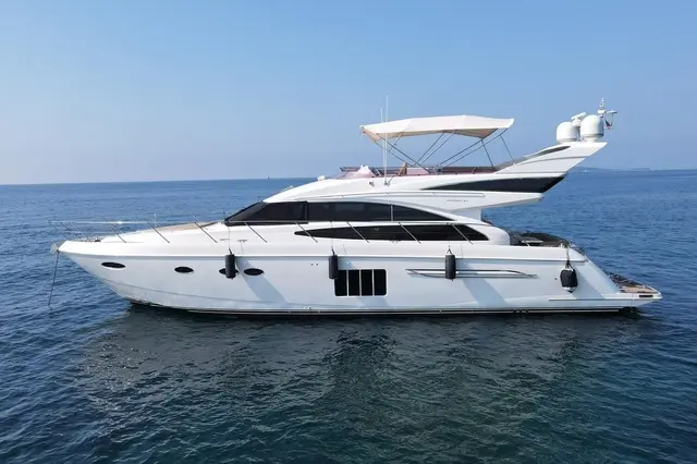 Princess 64 Fly — Barcelona Yacht Rental, Barcelona