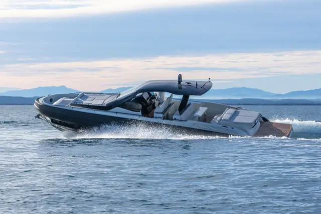 Sacs 47 — Barcelona Yacht Rental, Barcelona