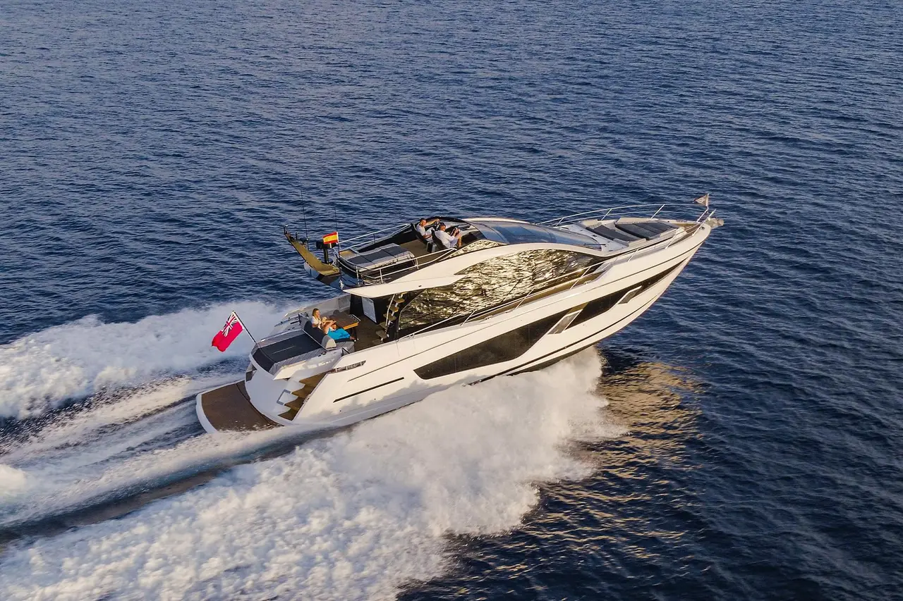Sunseeker 65 Sport, main deck — Barcelona Yacht Rental, Barcelona. Fast bay runs to Sitges before lunch