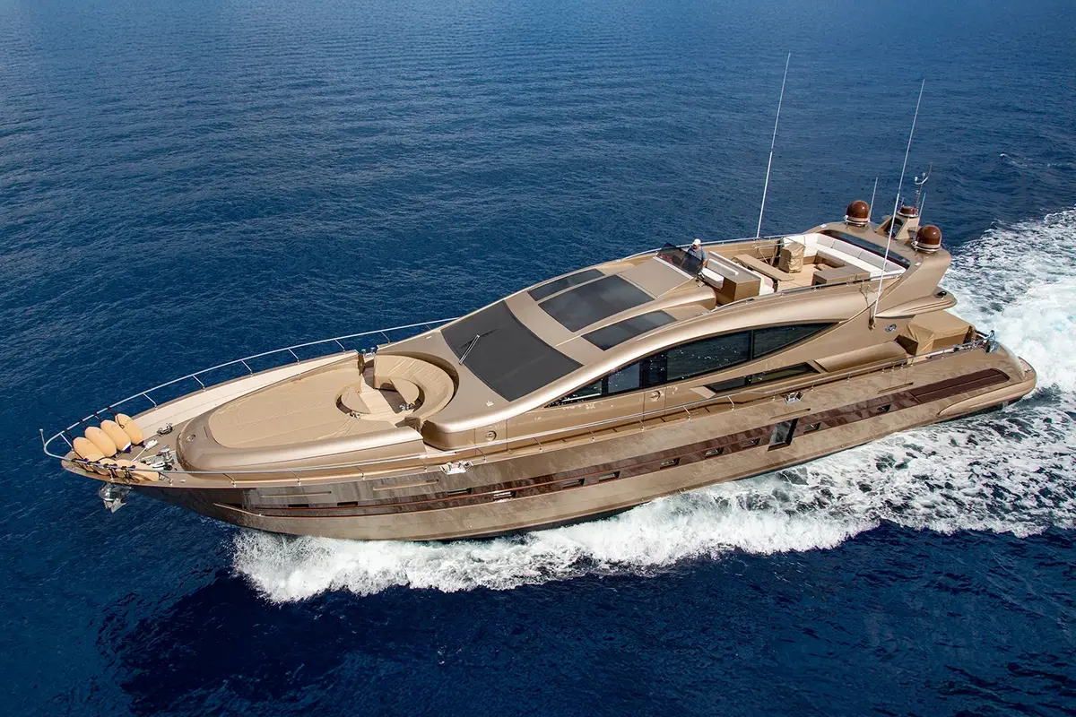 Vandutch 55, exterior — Barcelona Yacht Rental, Barcelona. Líneas depuradas para una tarde de baño en Sitges